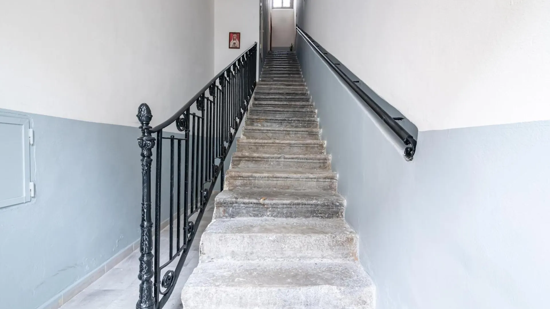 La Dimora Dei Mille - Roomy Apartment With Terrace باليرمو 0*,  إيطاليا