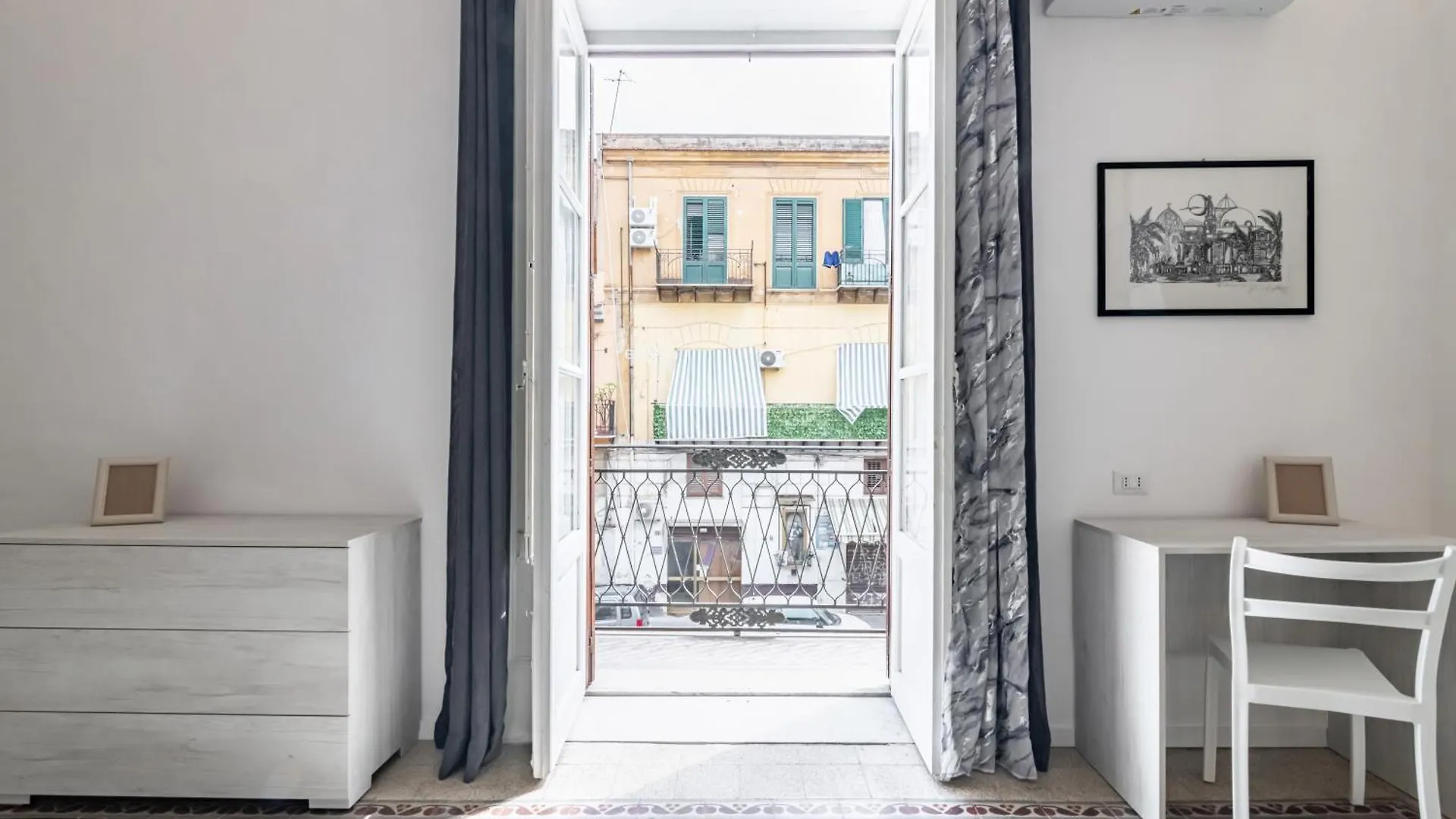 La Dimora Dei Mille - Roomy Apartment With Terrace باليرمو